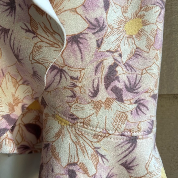 Anthropologie side ruffle skirt faux suede mellow lavender yellow tones Sz 4 - Picture 4 of 4